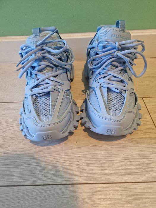 balenciaga tracks albastru deschis
