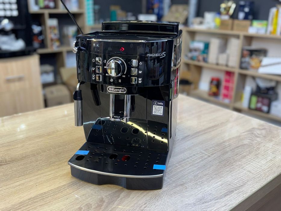 Espressor automat DeLonghi Magnifica S – NOU, SIGILAT - Cadou Craciun