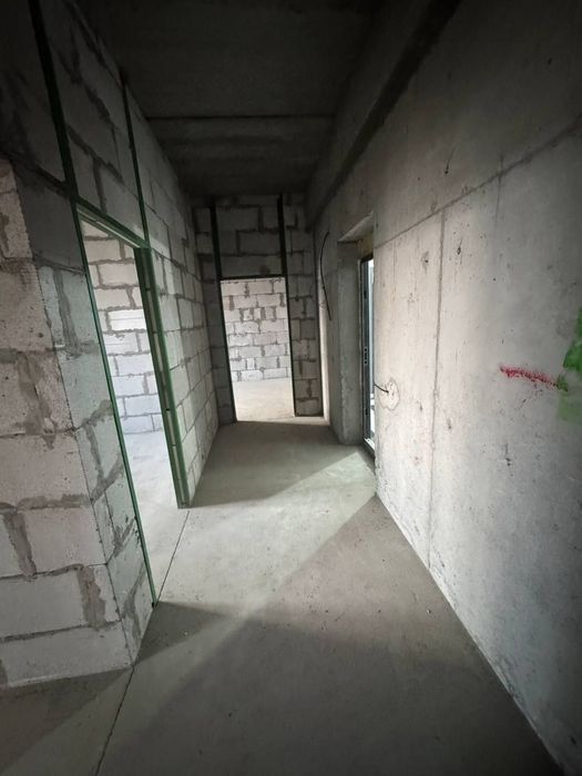 2 хонали каробка квартира сотилади