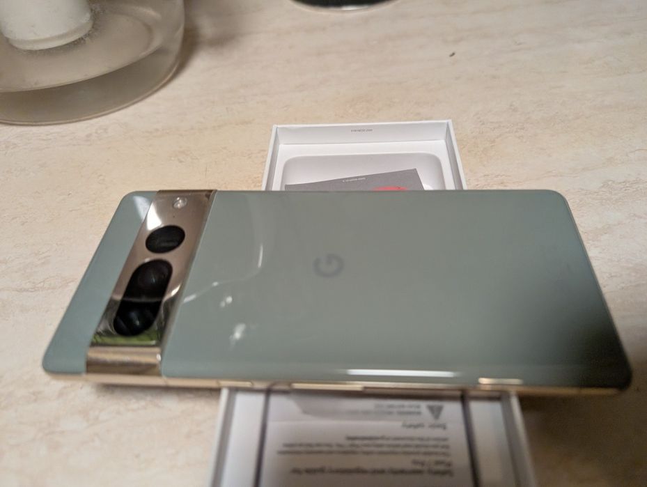 Google Pixel 7 Pro - Unlocked 128GB изгорял дисплей