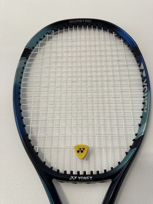 Yonex ezone 98L 285g L3