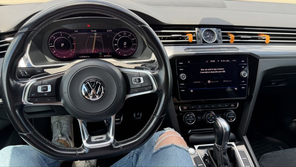 Vw Arteon 2.0 TDI R line alb