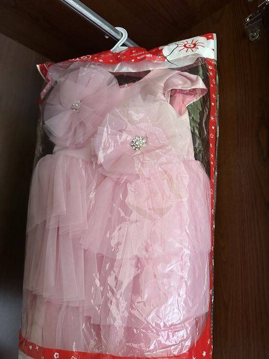 Продам платье на 2-3 лет