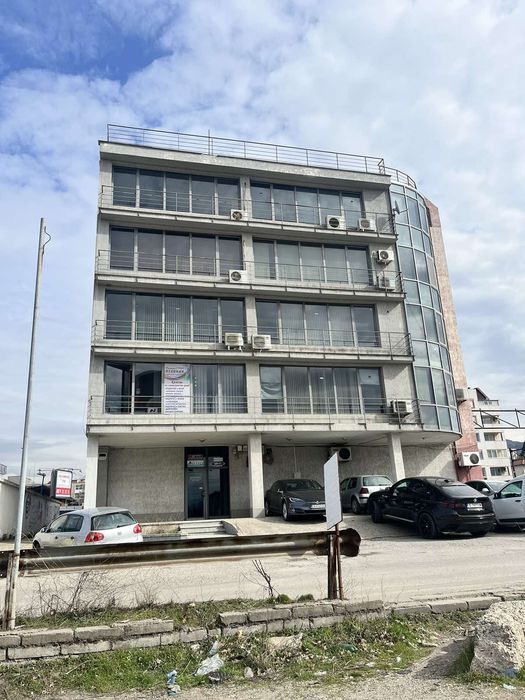 Дава се под наем Офис в Благоевград, Струмско - 22 кв.м за 1500 € - Снимка #5