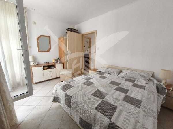 Тристаен апартамент в к.к Слънчев Бряг