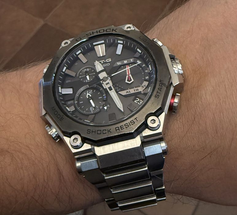 Casio MT-G часы наручные мужские