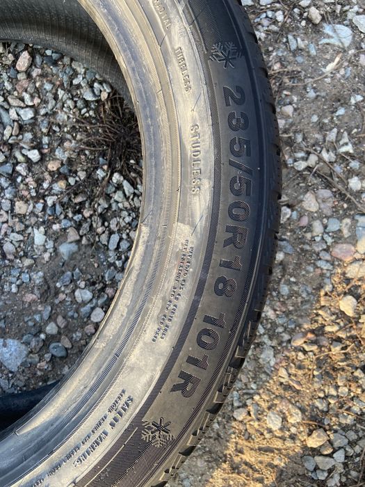 Пара шины 235/50/18 235/50R18 Triangle.