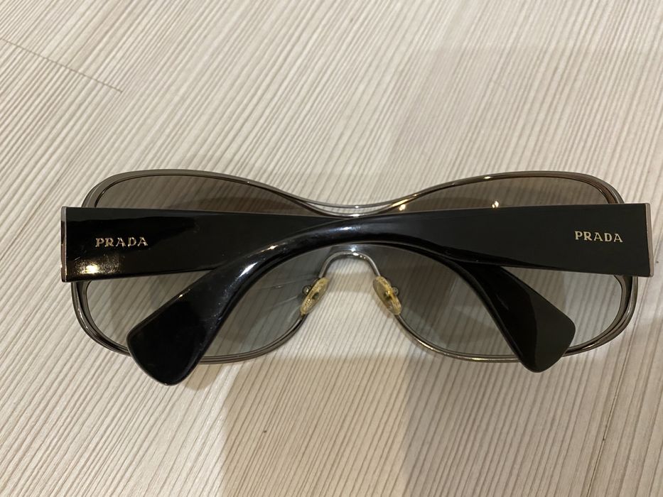 Оригинални слънчеви очила PRADA