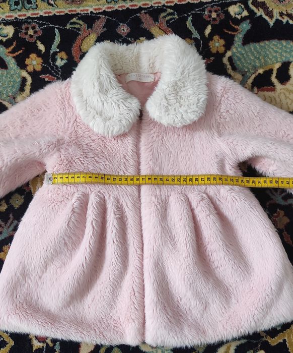 Blanita roz fetita  4 ani