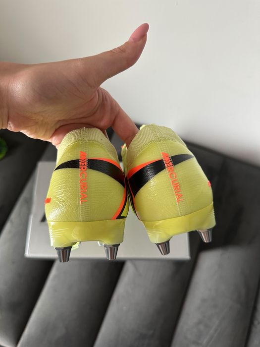 Ghete Nike Mercurial mixte