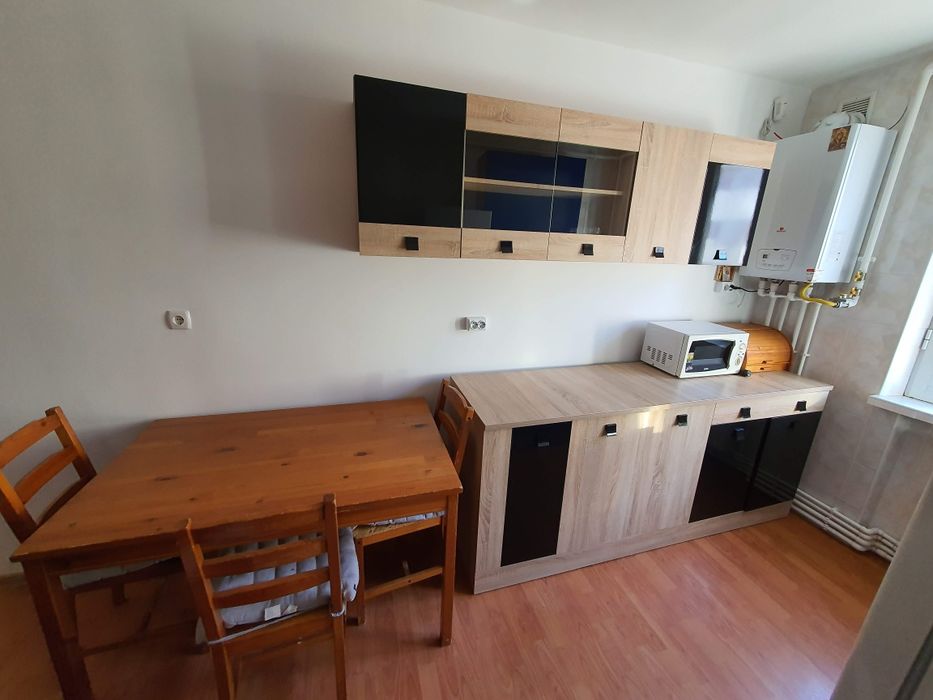 Vand apartament 2 camere Shopping City