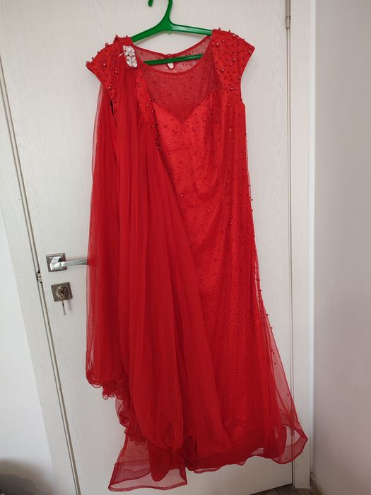 Продам красивое платье