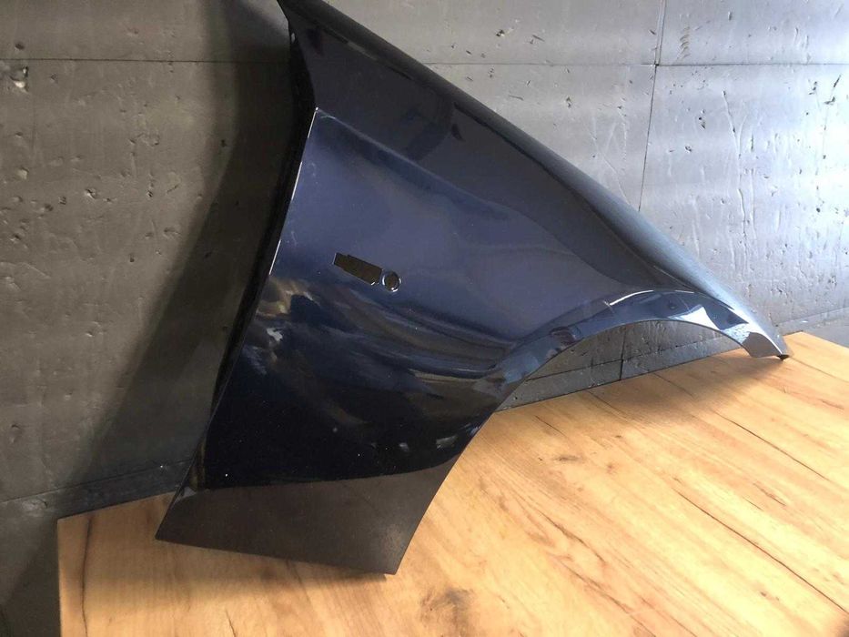 Aripa Fata Dreapta BMW E90 E91 An 2005-2008 (A35 (Albastru))