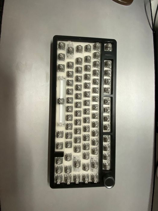 Aula f75 max без кейкапов