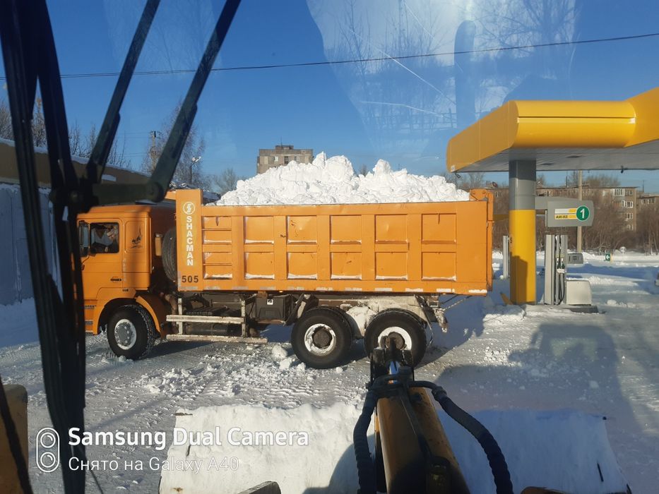 Вывоз и уборка снега