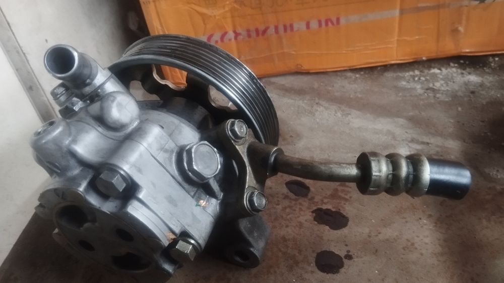 Продам Гур насос