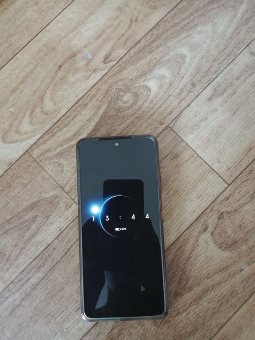 POCO x4 pro почти новый