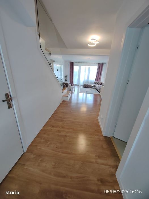 Casa cu 3 camere tip duplex