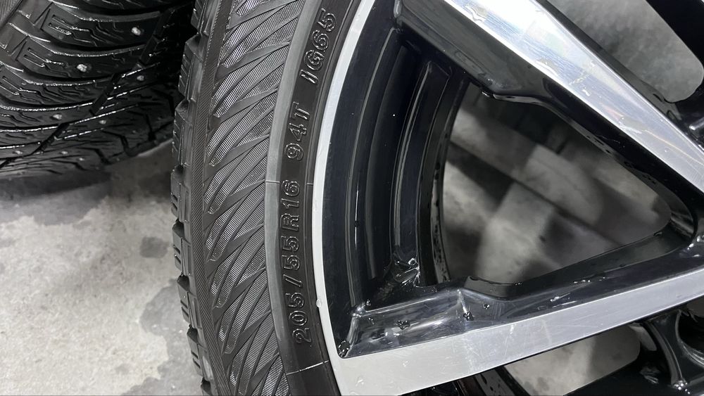 Диски с резиной…….