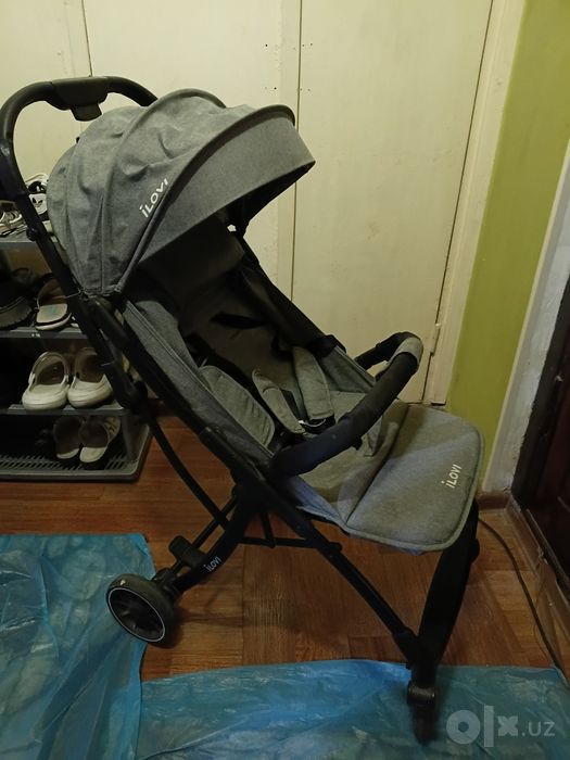 Продаю прогулочную коляску б/у