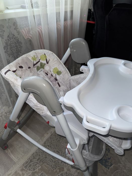 Детский стульчик для кормление