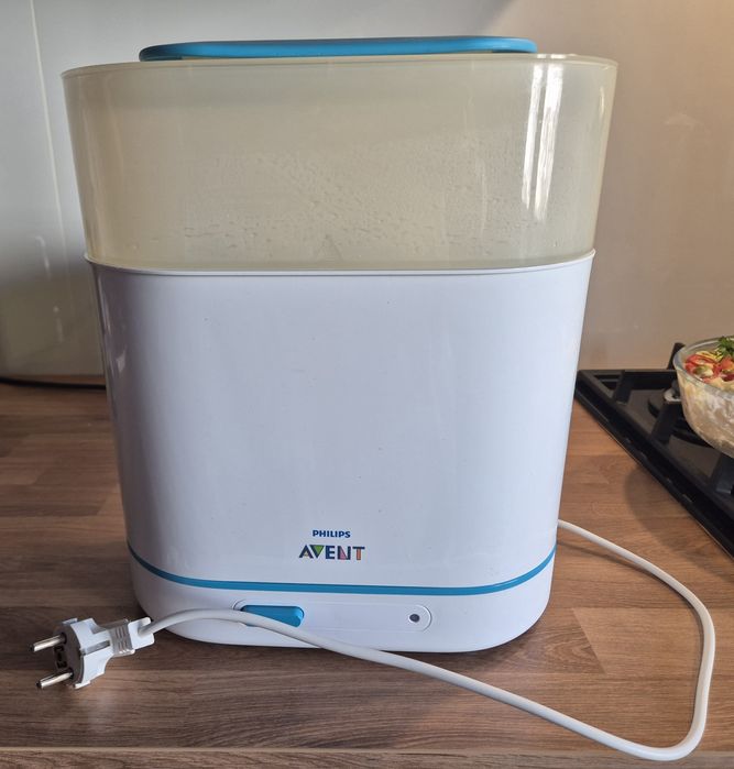 Sterilizator biberoane Avent