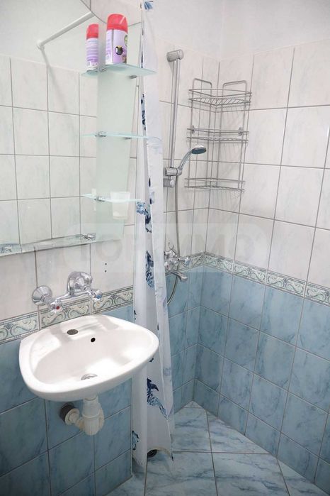 Дава се под наем Тристаен апартамент в Варна, Цветен квартал - 90 кв.м за 698.19 € - Снимка #8