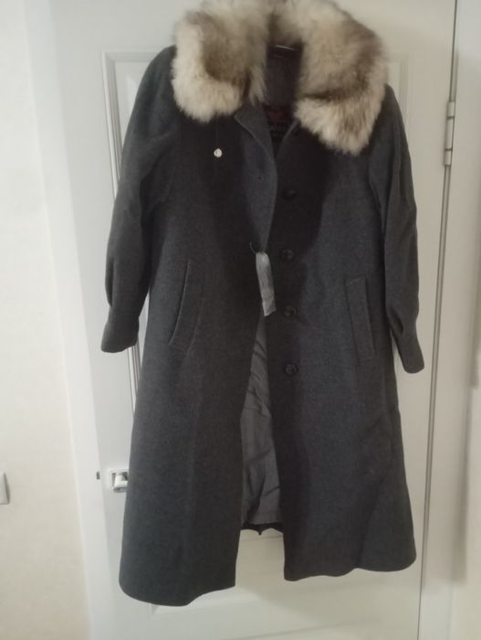Продам зимнее женское пальто