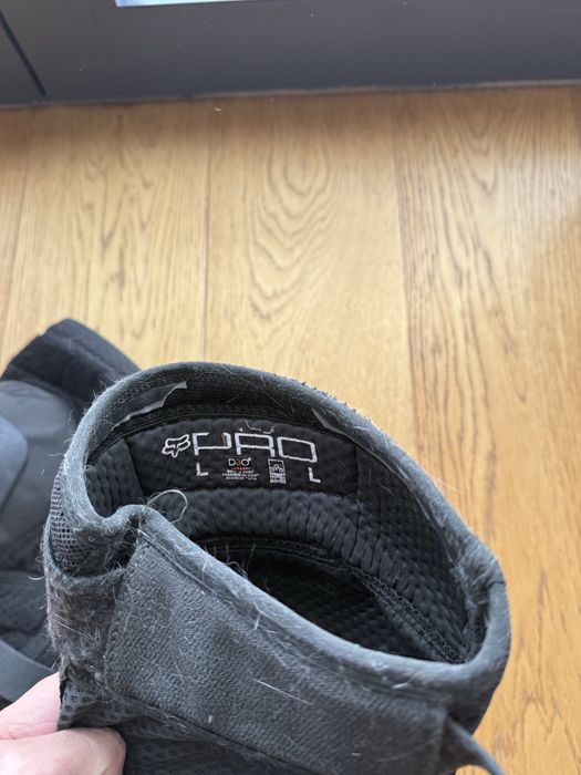 Genunchiere FOX LAUNCH PRO D3O