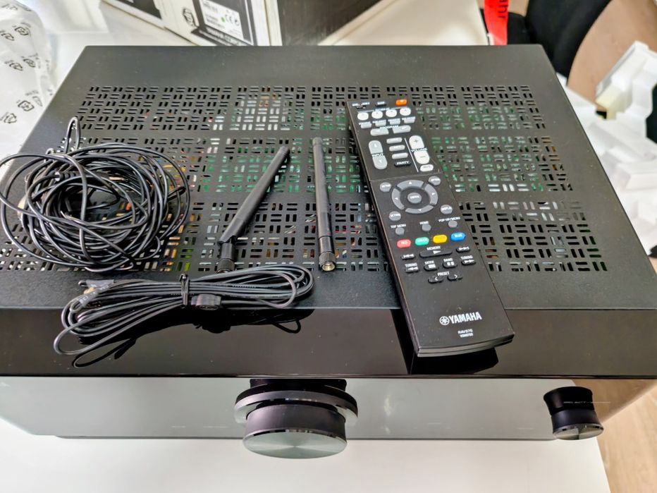 Receiver Amplificator Yamaha RX-V6A - impecabil, cutie completa, HDMI 2.1 revizuit