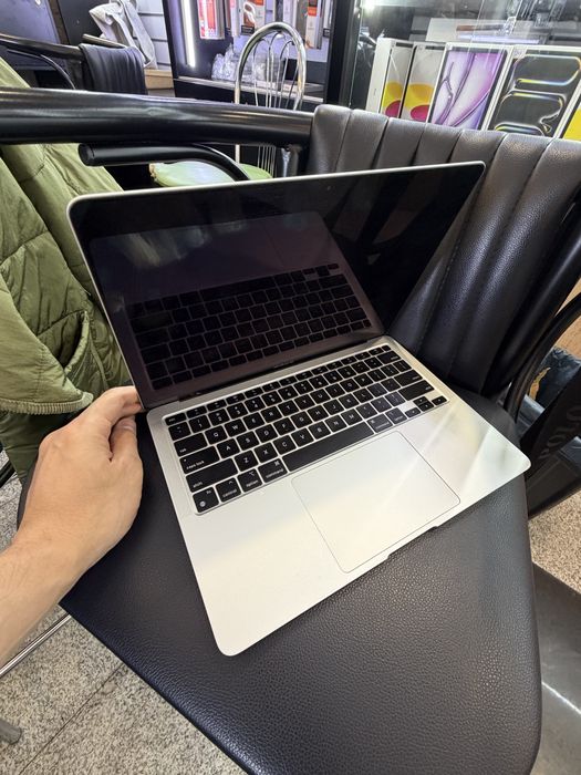 Macbook Air M1 256 GB