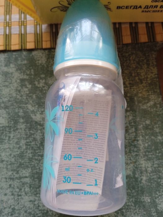 Детская бутылочка для кормления
