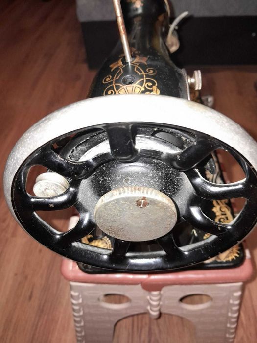 Шевна машина Сингер