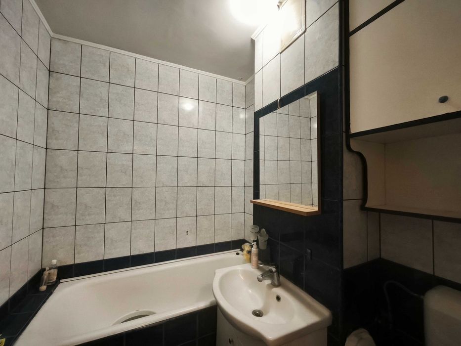 Apartament 3 camere, semidecomandat, zona Piata Iancului