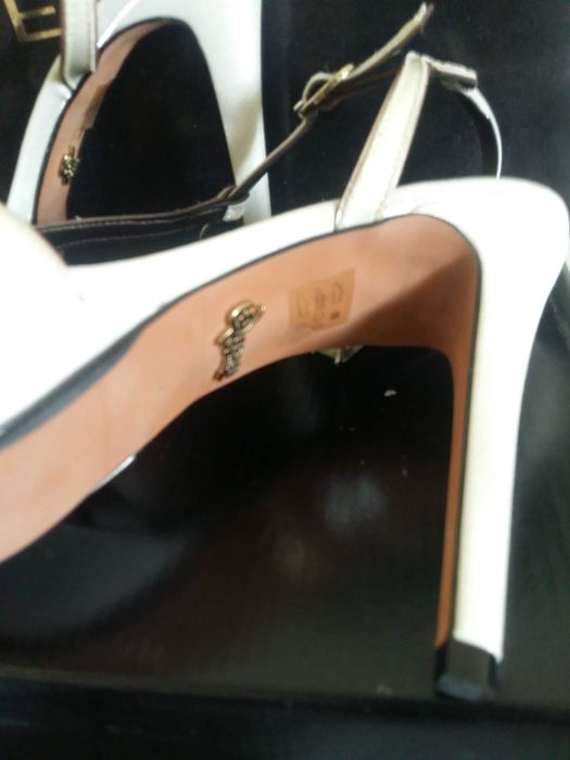 босоножки новые белые размер 39