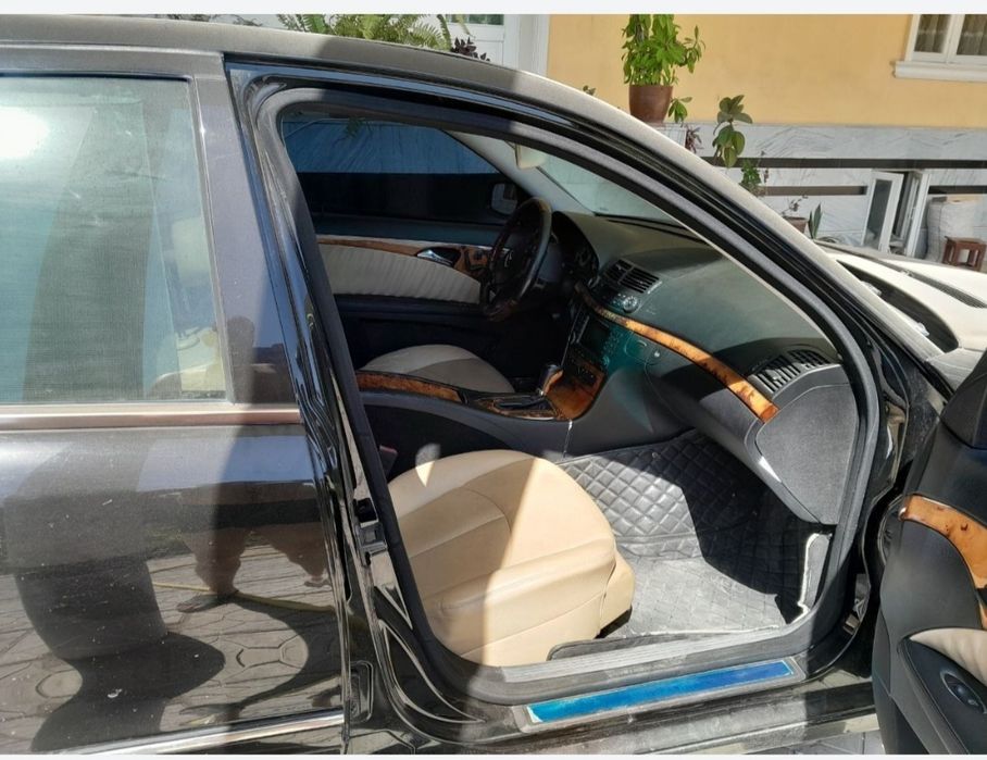 Мерседес бенз 211