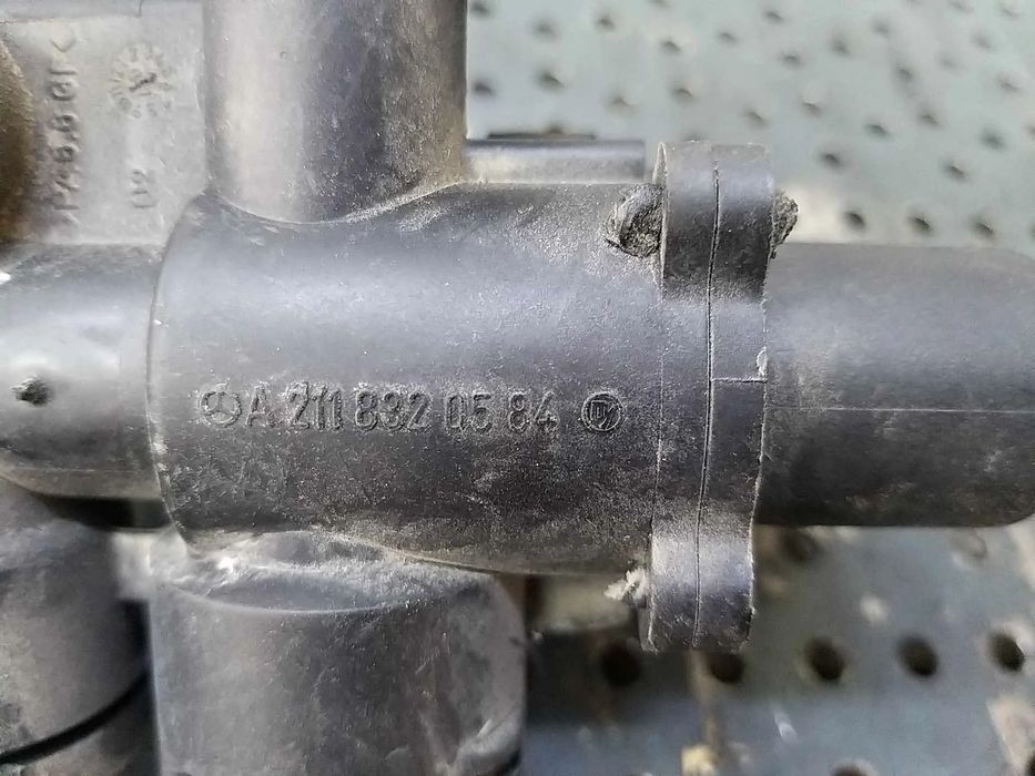 Preincalzitor apa 2.2 cdi mercedes e class w211 a2118320584 a2118200444
