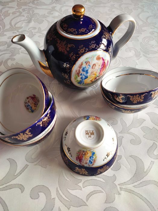 Сервиз ,бокалы ,