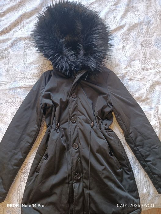 Зимно яке с качулка
