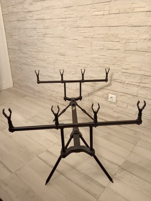 Rod pod ( Quad Pod ) FL pentru  4 lansete model BLACK EDITION FL158

-