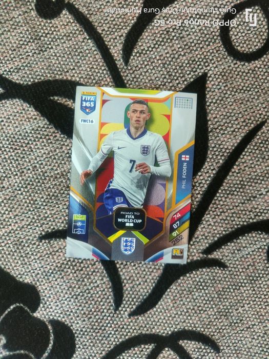 Cartonașe fotbal fiecare 25 de lei. Special: Ronaldo 100 lei. Am mai multe cartonase de genul ăsta