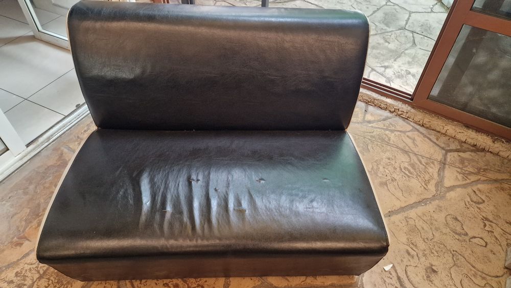 Маси и дивани, единичнидвойни и тройни