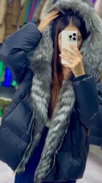 Продам Куртку пуховик