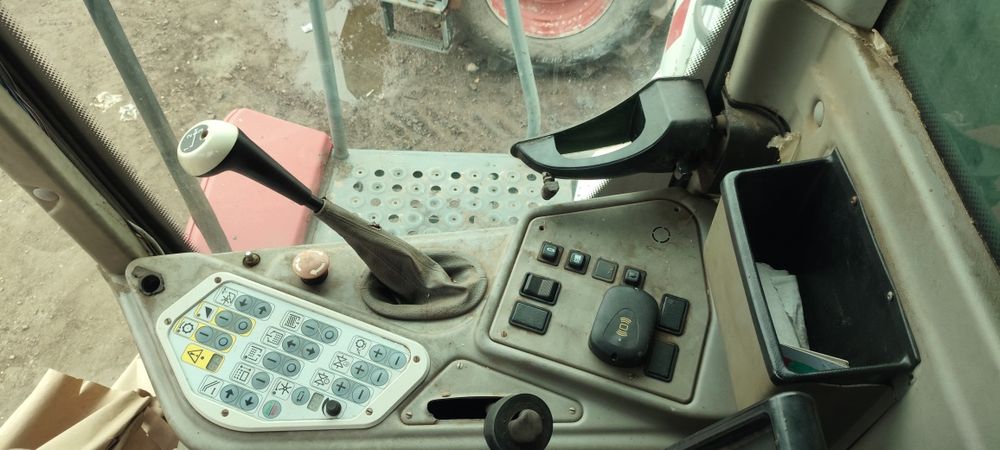 Комбайн Акрос 530 есть 3ед.