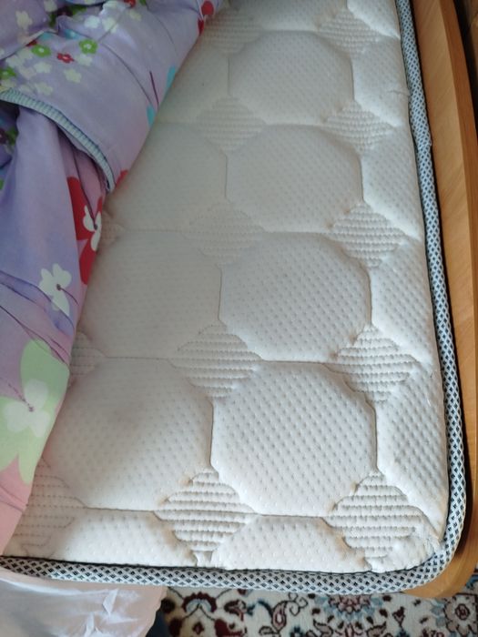 Продам детскую кроватку