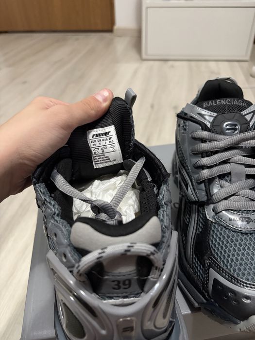 Balenciaga Runner grey 39