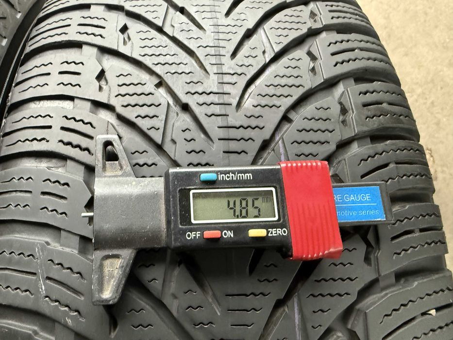 2x Anvelope iarna 215/65 r16 - Nokian VR SUV 4