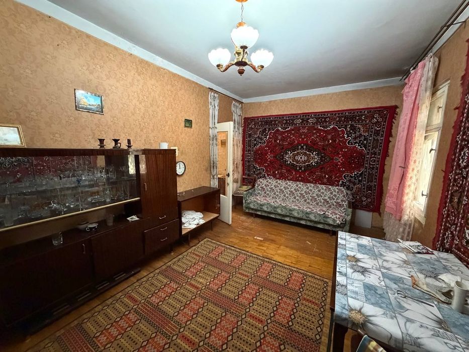 Продаётся 2-х комнатная квартира Чиланзар 24 квартал