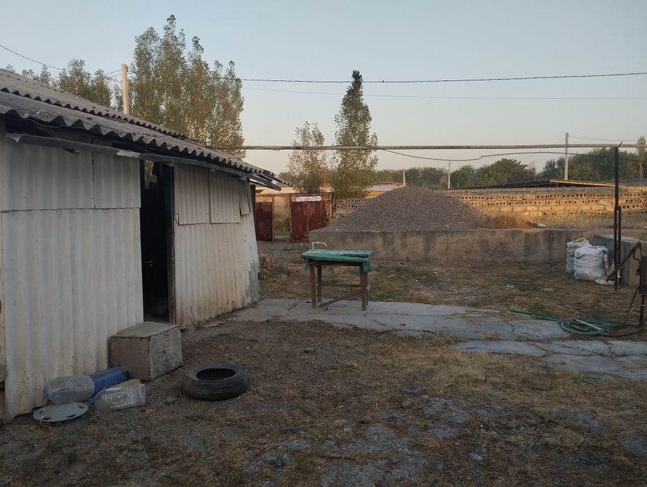 Участка сотилади. 9 соток