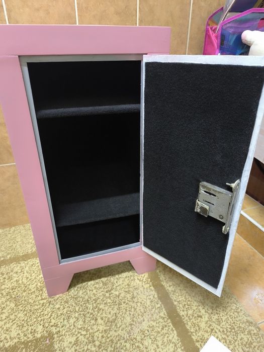 Продам сейф для принцесс